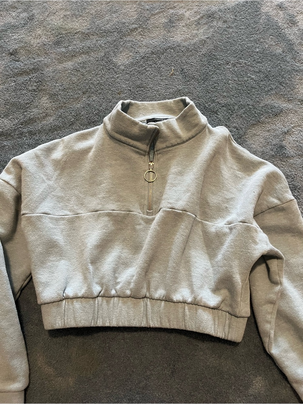 Forever 21 Cropped Quarter-Zip Pullover Hoodie in Light Gray